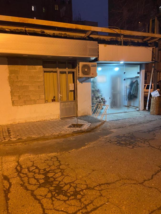 Hotel Vahe'S Corner House Ereván Exterior foto