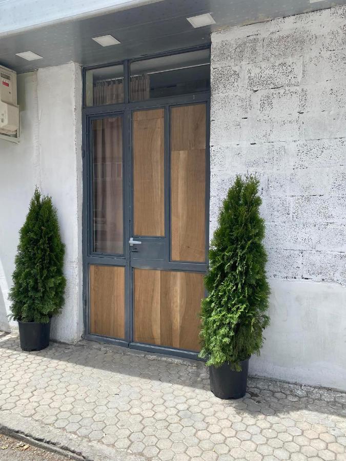 Hotel Vahe'S Corner House Ereván Exterior foto